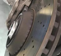 如何確定剎車片的耐高溫性能？